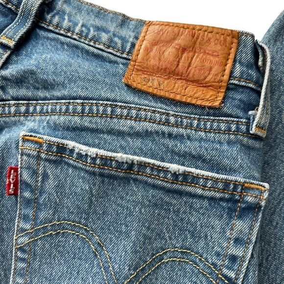 Levi's Premium Capital E High rise button fly ankle length Crop slim women’s 27 - Picture 6 of 12